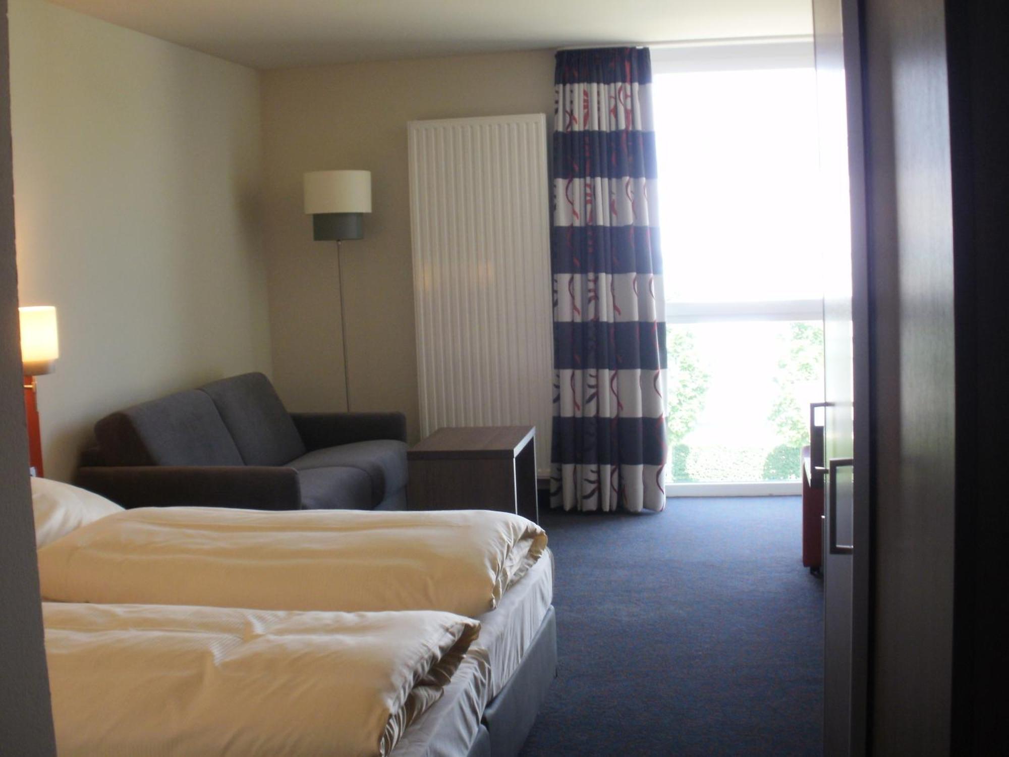 Iq-Hotel Ульм Екстер'єр фото